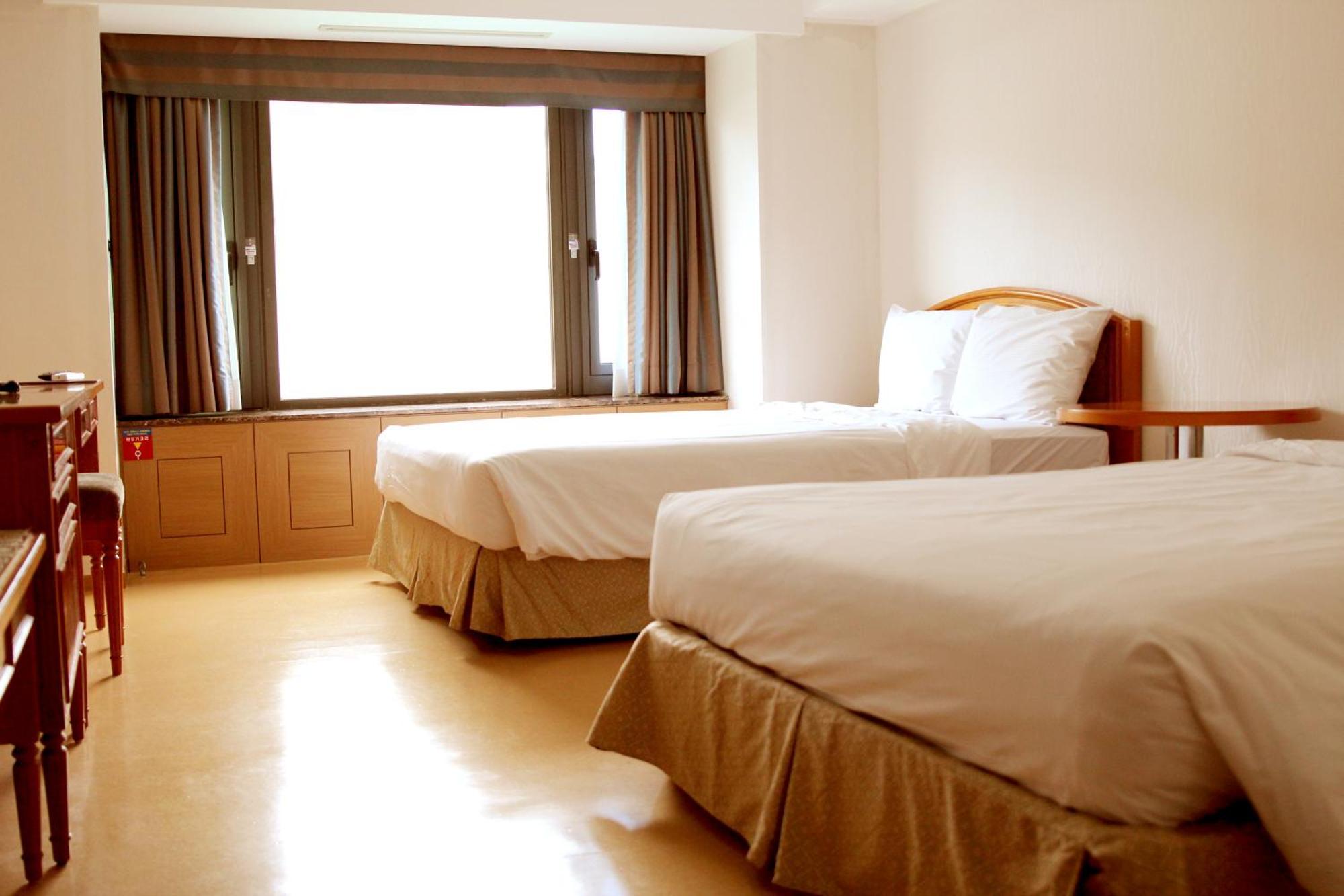The K Hotel Γκιονγκγού Εξωτερικό φωτογραφία